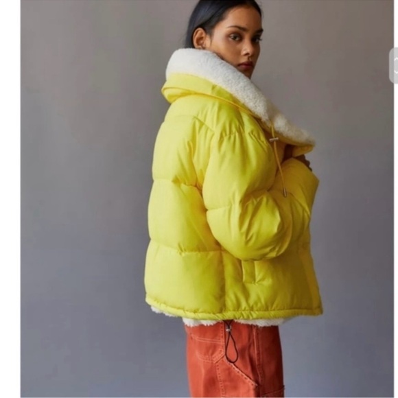 NWT BDG Urban Outfitters Marlow Puffer Jacket Yellow Shawl Collar Yellow sz S - Picture 3 of 10